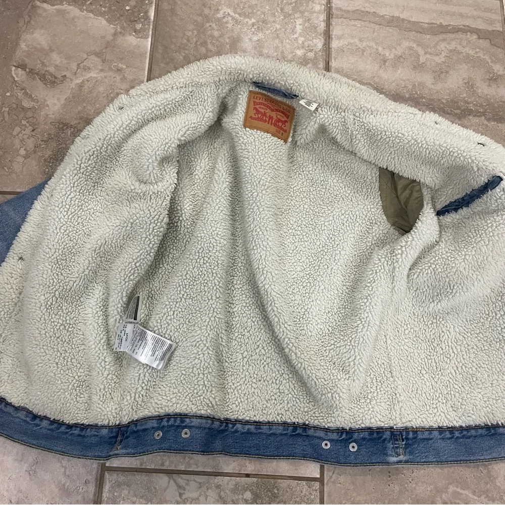 Levi’s Men’s Sherpa Trucker Denim Jacket sz‎ Small